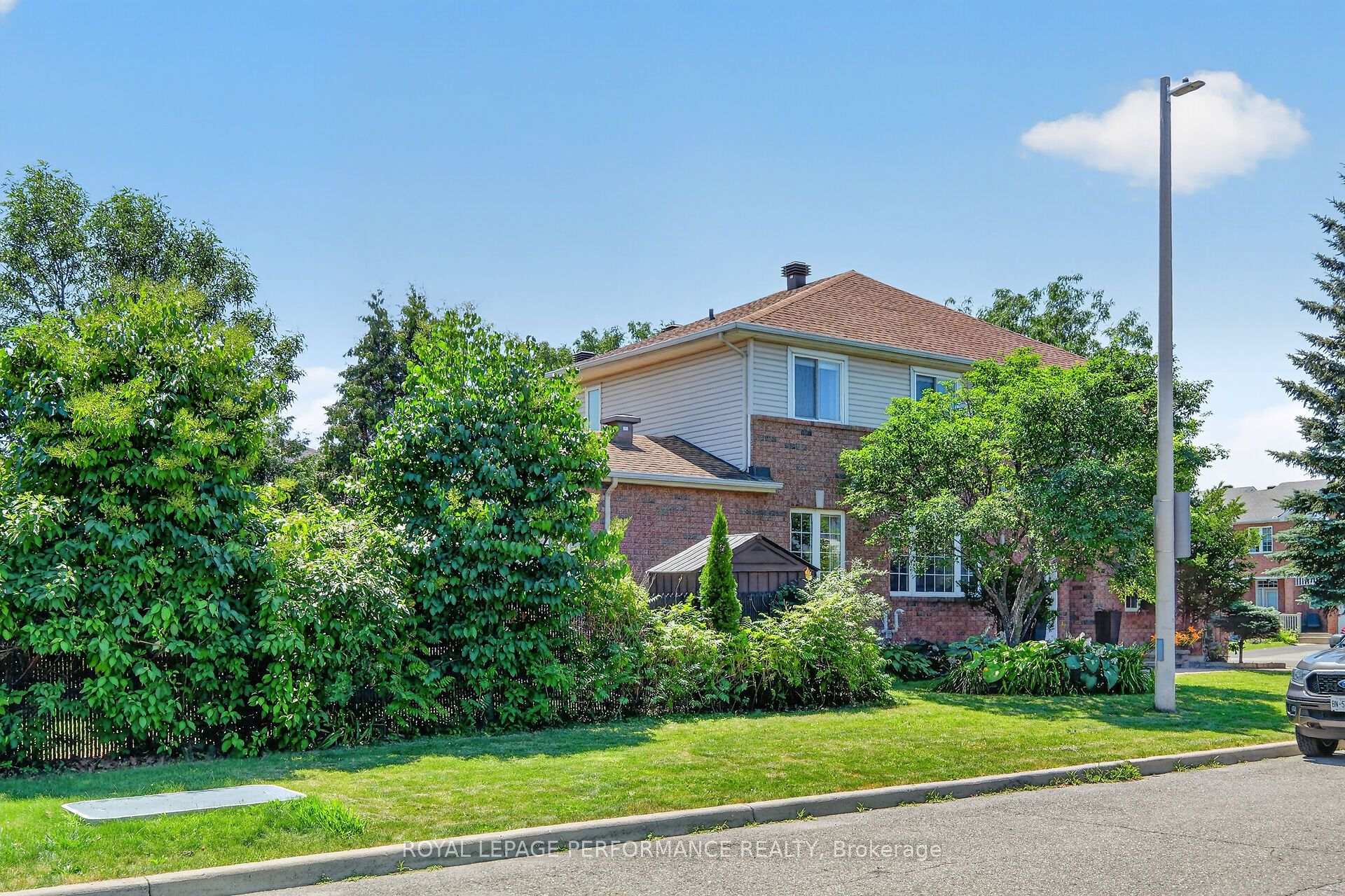 Photo 47 of 990 Lucille Way, Ottawa, Notting Hill/Summerside — HOMEH