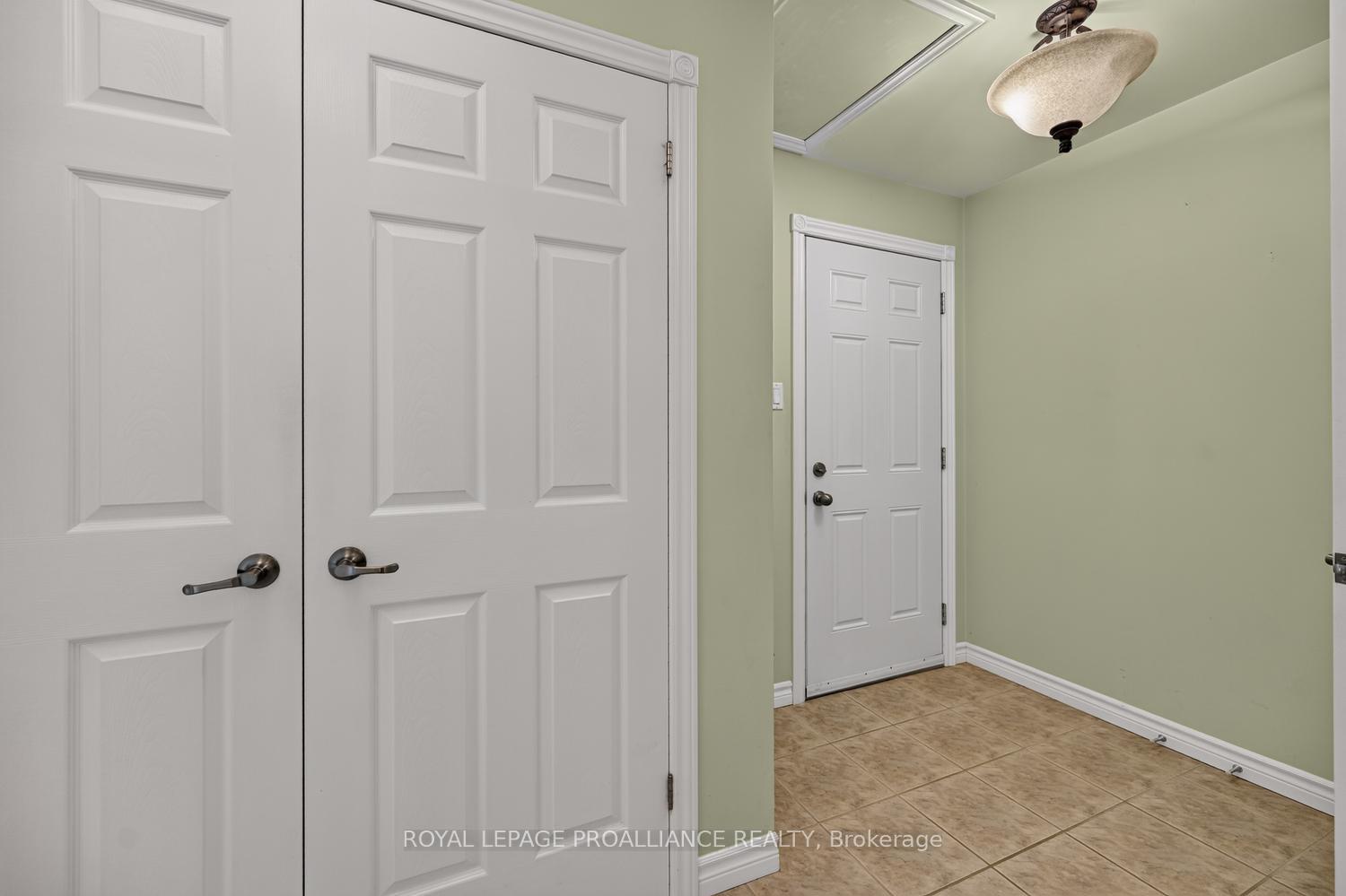 Photo 23 of 5514 Meadowbrook Road, South Dundas, Iroquois — HOMEH