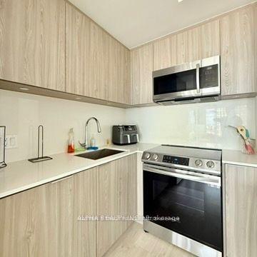 Photo 6 of Unit 2002, 357 King Street W, Toronto, Waterfront Communities — HOMEH