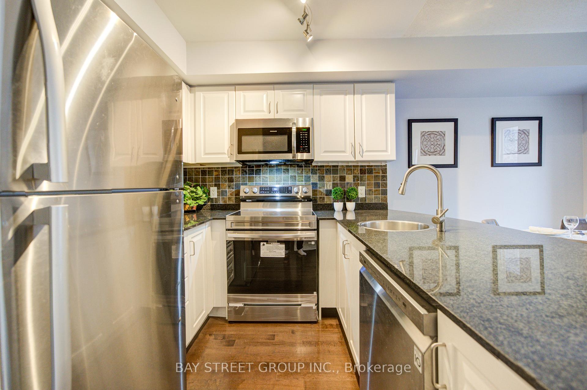 Photo 11 of Unit 333, 30 Western Battery Road, Toronto, Niagara — HOMEH