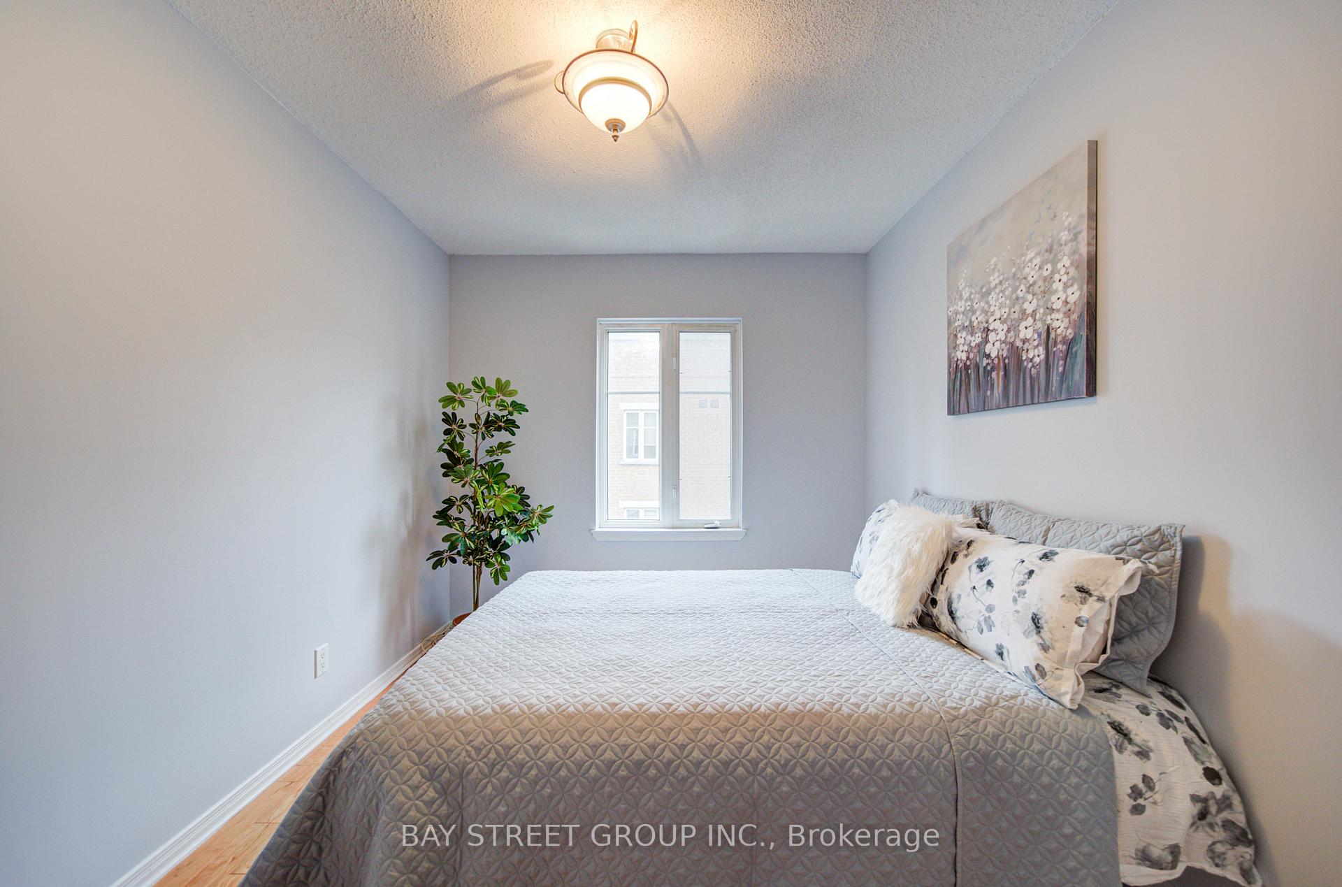 Photo 17 of Unit 333, 30 Western Battery Road, Toronto, Niagara — HOMEH