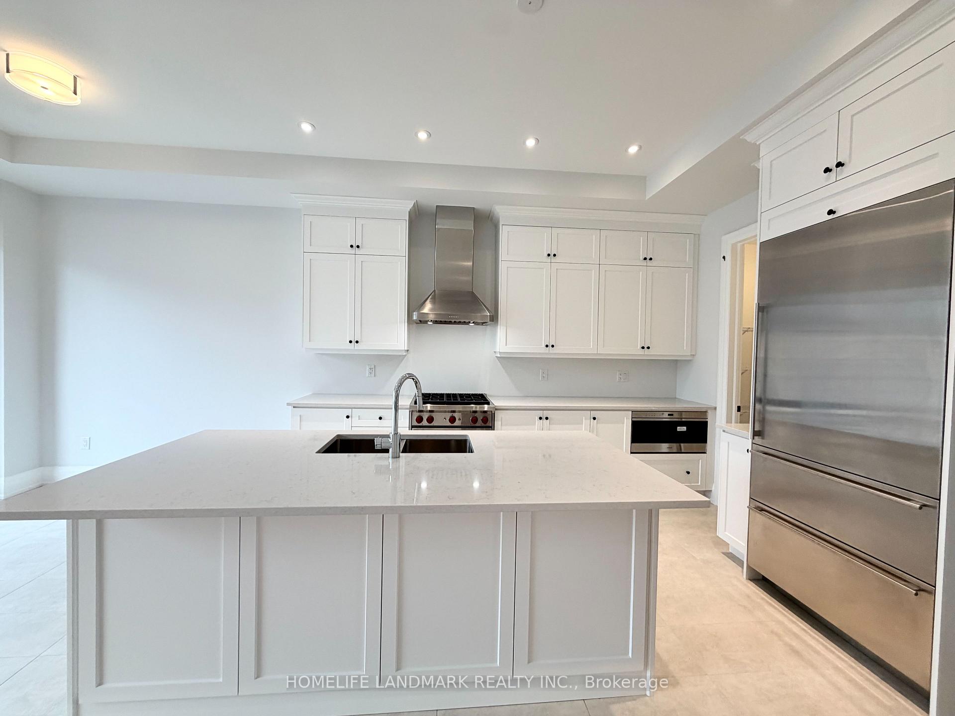 Photo 3 of 433 York Downs Boulevard, Markham, Cachet — HOMEH