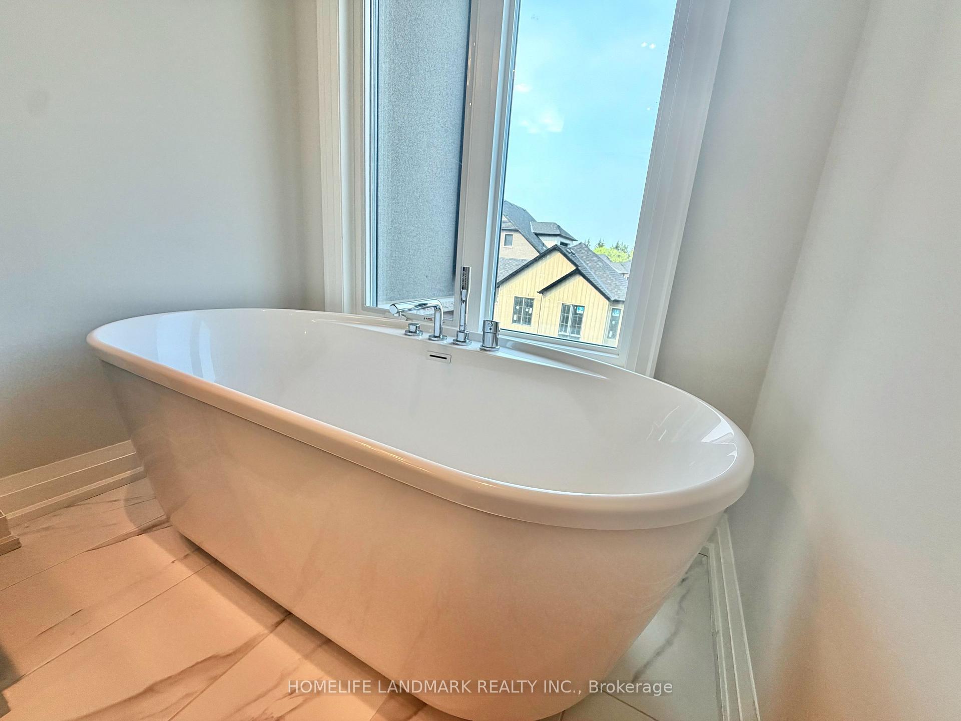 Photo 19 of 433 York Downs Boulevard, Markham, Cachet — HOMEH