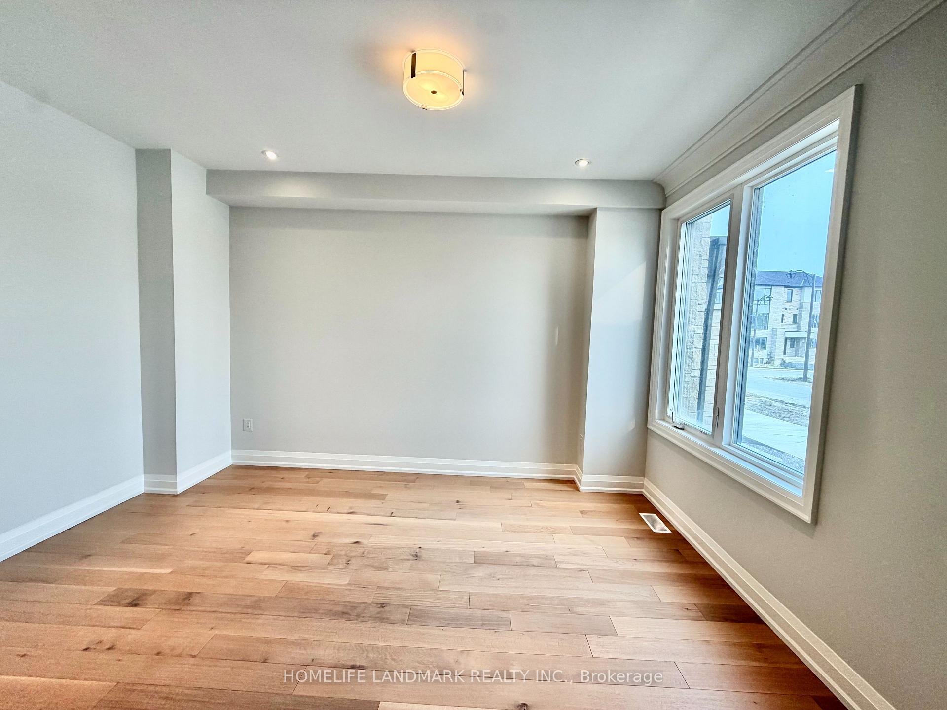 Photo 29 of 433 York Downs Boulevard, Markham, Cachet — HOMEH