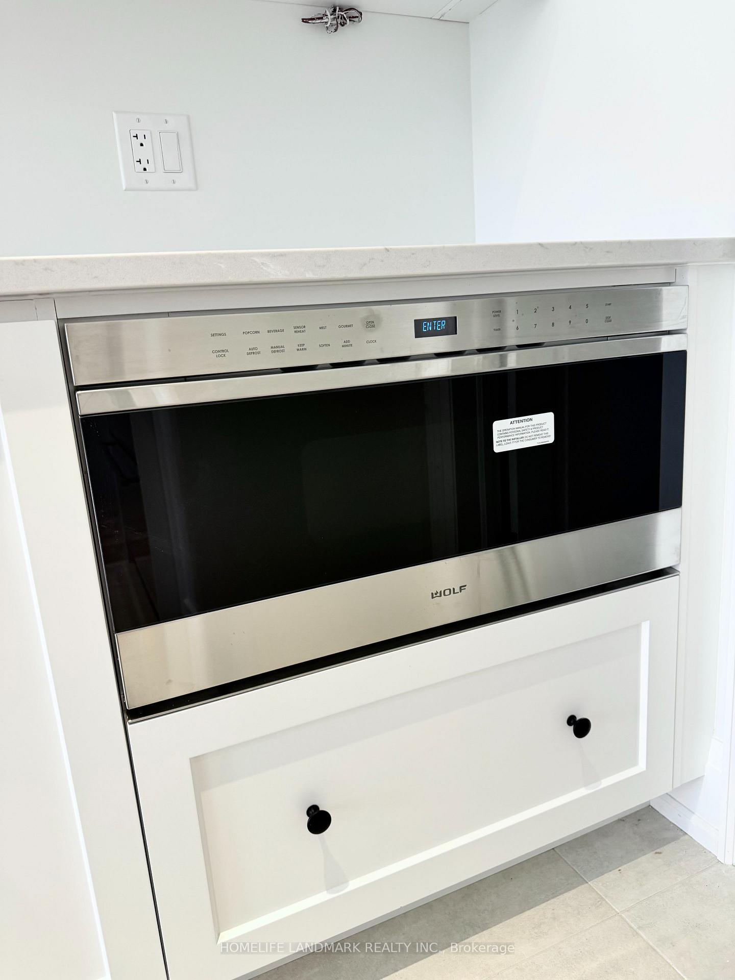 Photo 32 of 433 York Downs Boulevard, Markham, Cachet — HOMEH