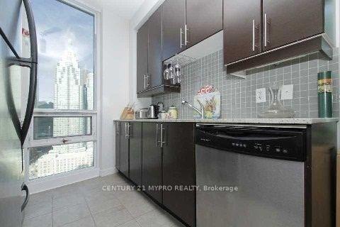 Photo 8 of Unit 3105, 18 Harbour Street, Toronto, Waterfront Communities — HOMEH