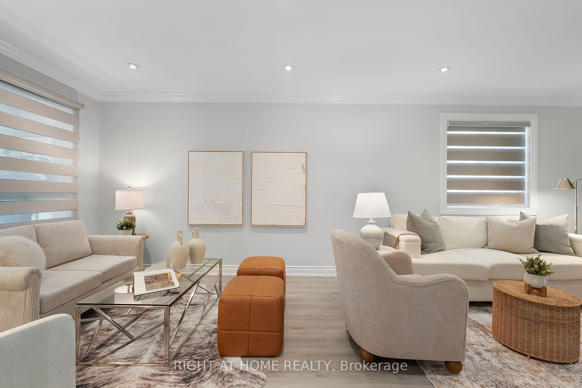 Photo 5 of 229 Billings Crescent, Newmarket, Bristol-London — HOMEH