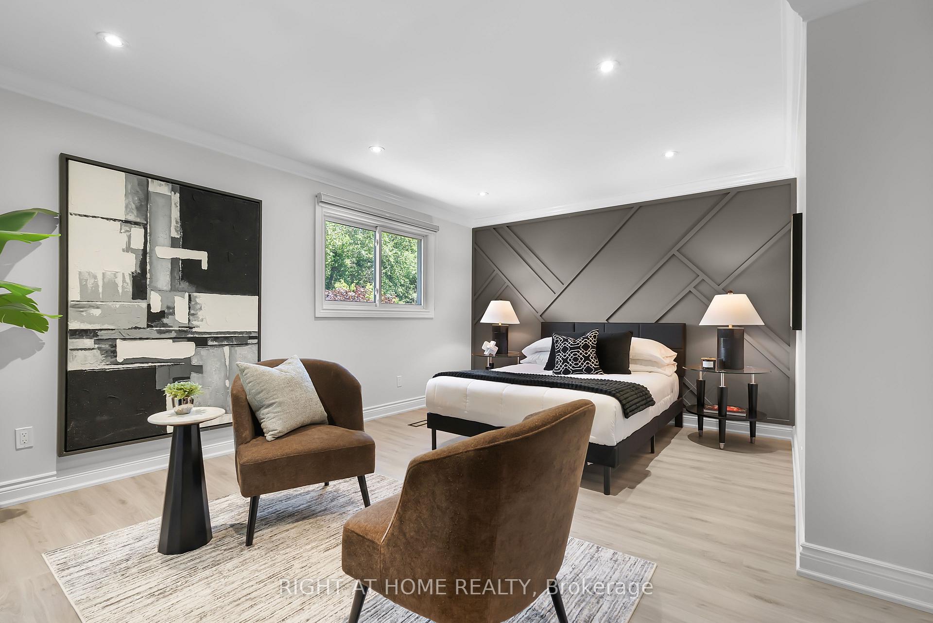 Photo 18 of 229 Billings Crescent, Newmarket, Bristol-London — HOMEH