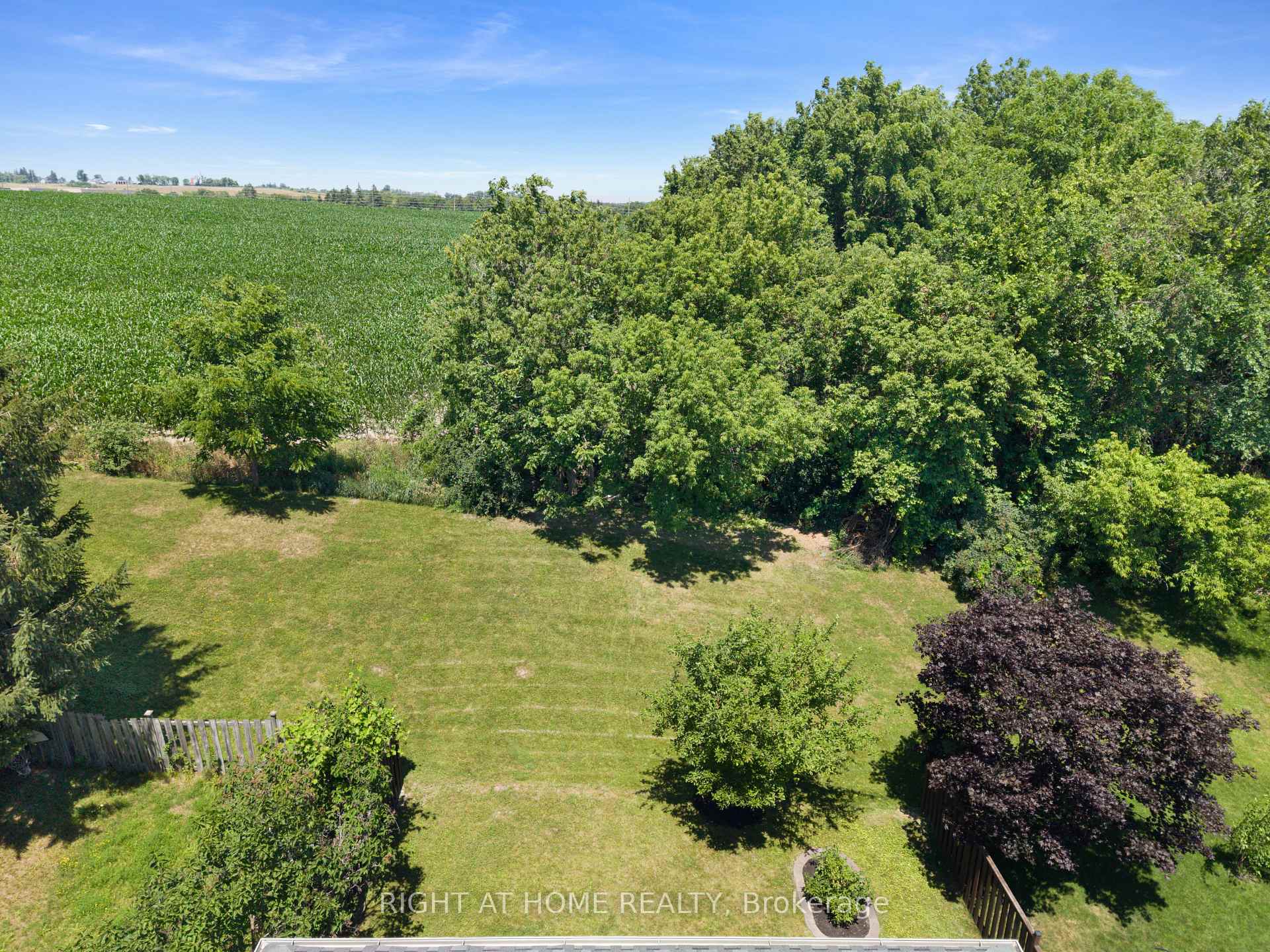 Photo 42 of 229 Billings Crescent, Newmarket, Bristol-London — HOMEH