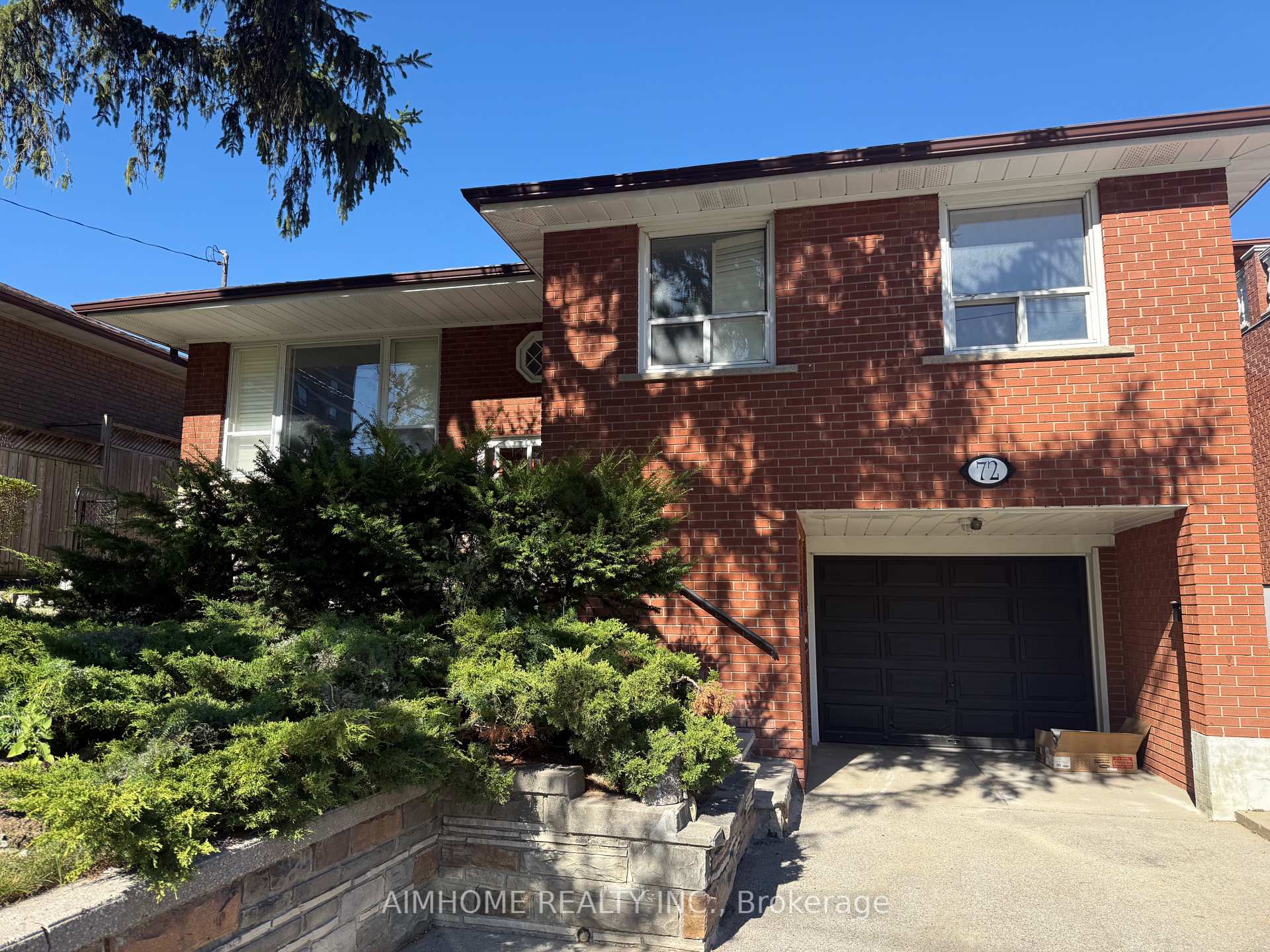 Front of Unit #3 room, 72 La Rose Avenue