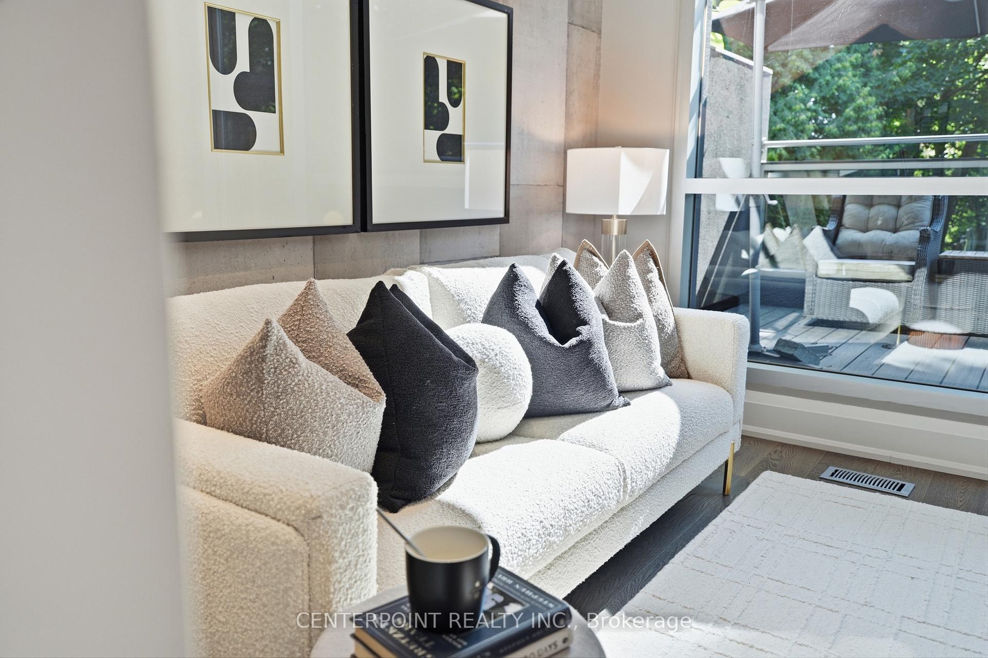 Photo 14 of 26 Harwood Road, Toronto, Mount Pleasant East — HOMEH