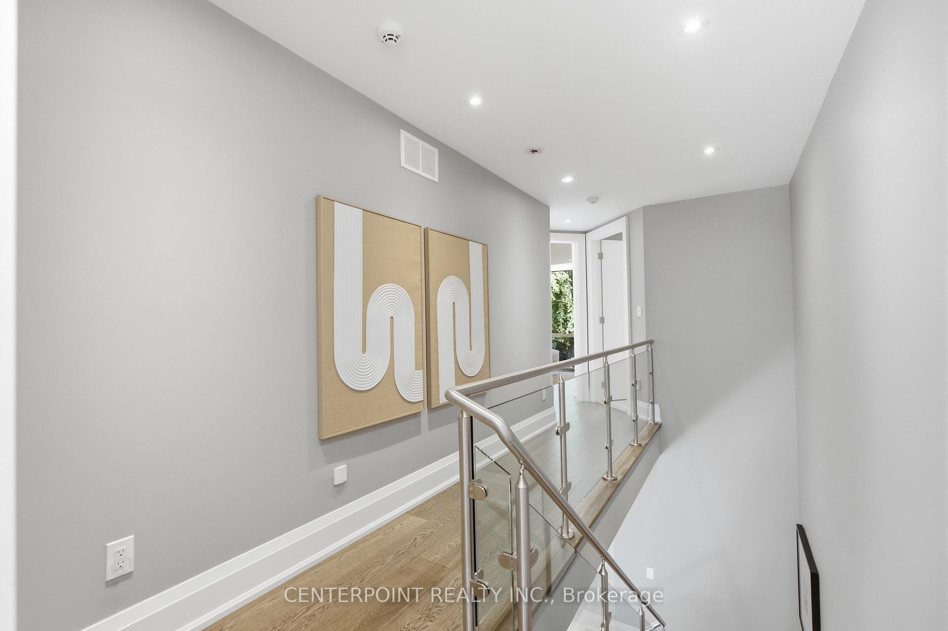 Photo 20 of 26 Harwood Road, Toronto, Mount Pleasant East — HOMEH