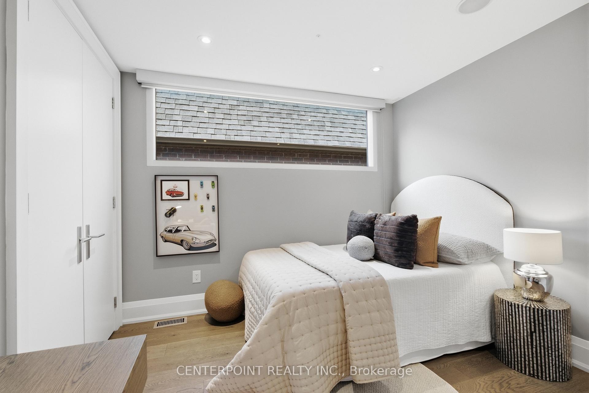 Photo 35 of 26 Harwood Road, Toronto, Mount Pleasant East — HOMEH