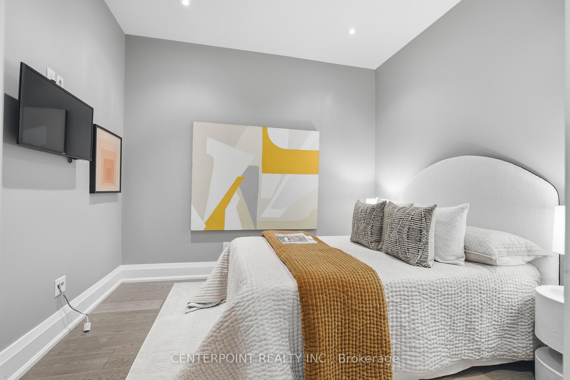 Photo 44 of 26 Harwood Road, Toronto, Mount Pleasant East — HOMEH
