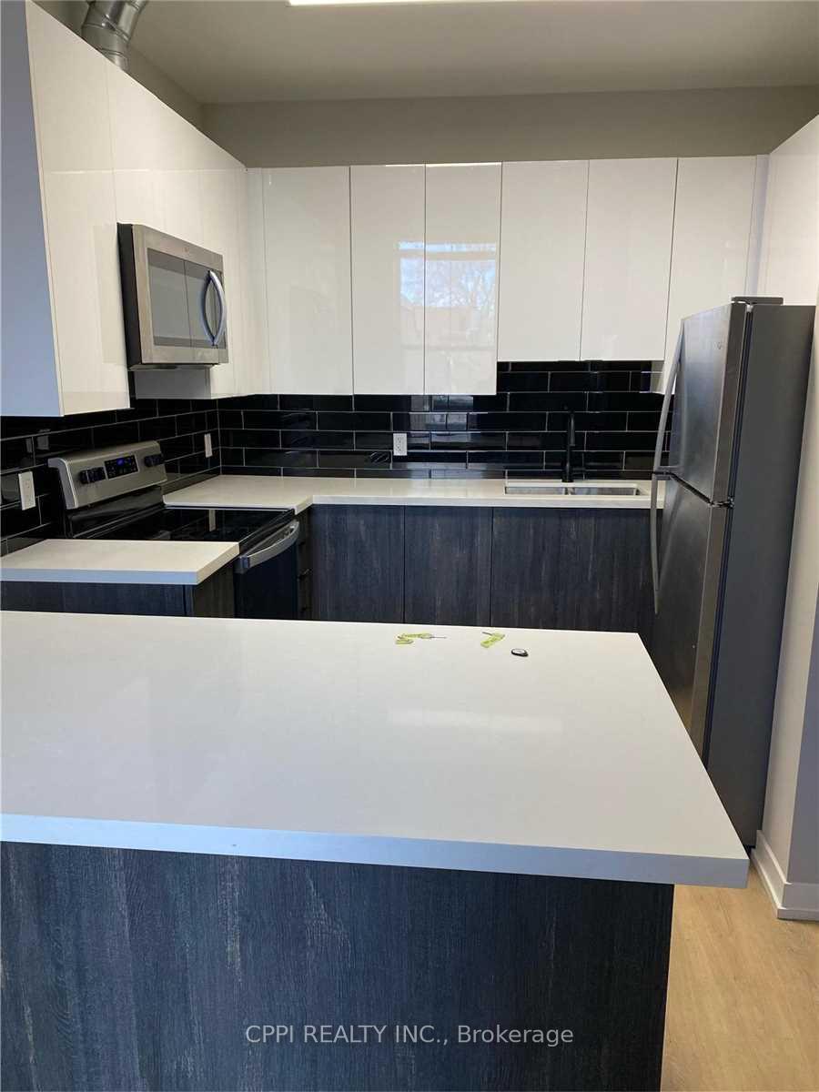 Photo 1 of Unit 206, 140 Simcoe Street, Peterborough, Town Ward 3 — HOMEH