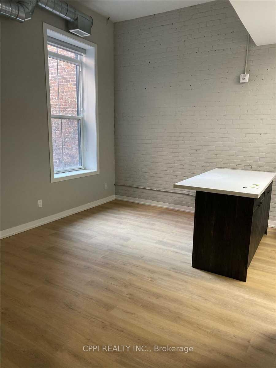 Photo 2 of Unit 206, 140 Simcoe Street, Peterborough, Town Ward 3 — HOMEH