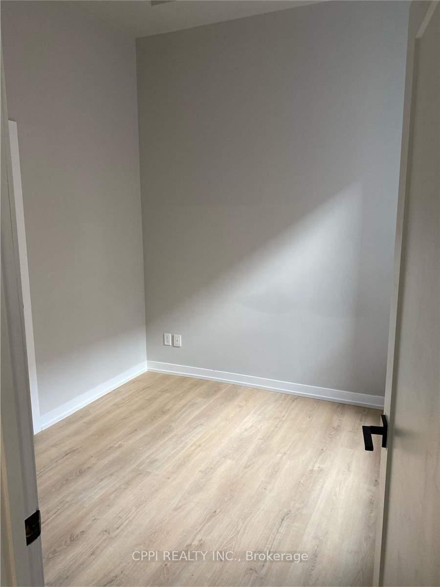 Photo 4 of Unit 206, 140 Simcoe Street, Peterborough, Town Ward 3 — HOMEH