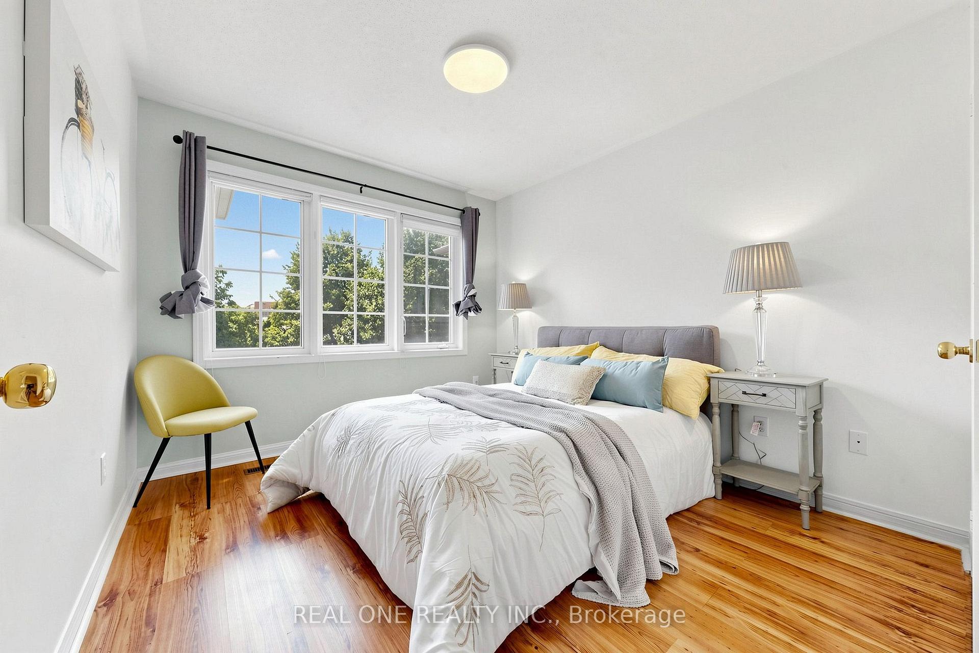 Photo 30 of 74 Trojan Crescent, Markham, Berczy — HOMEH