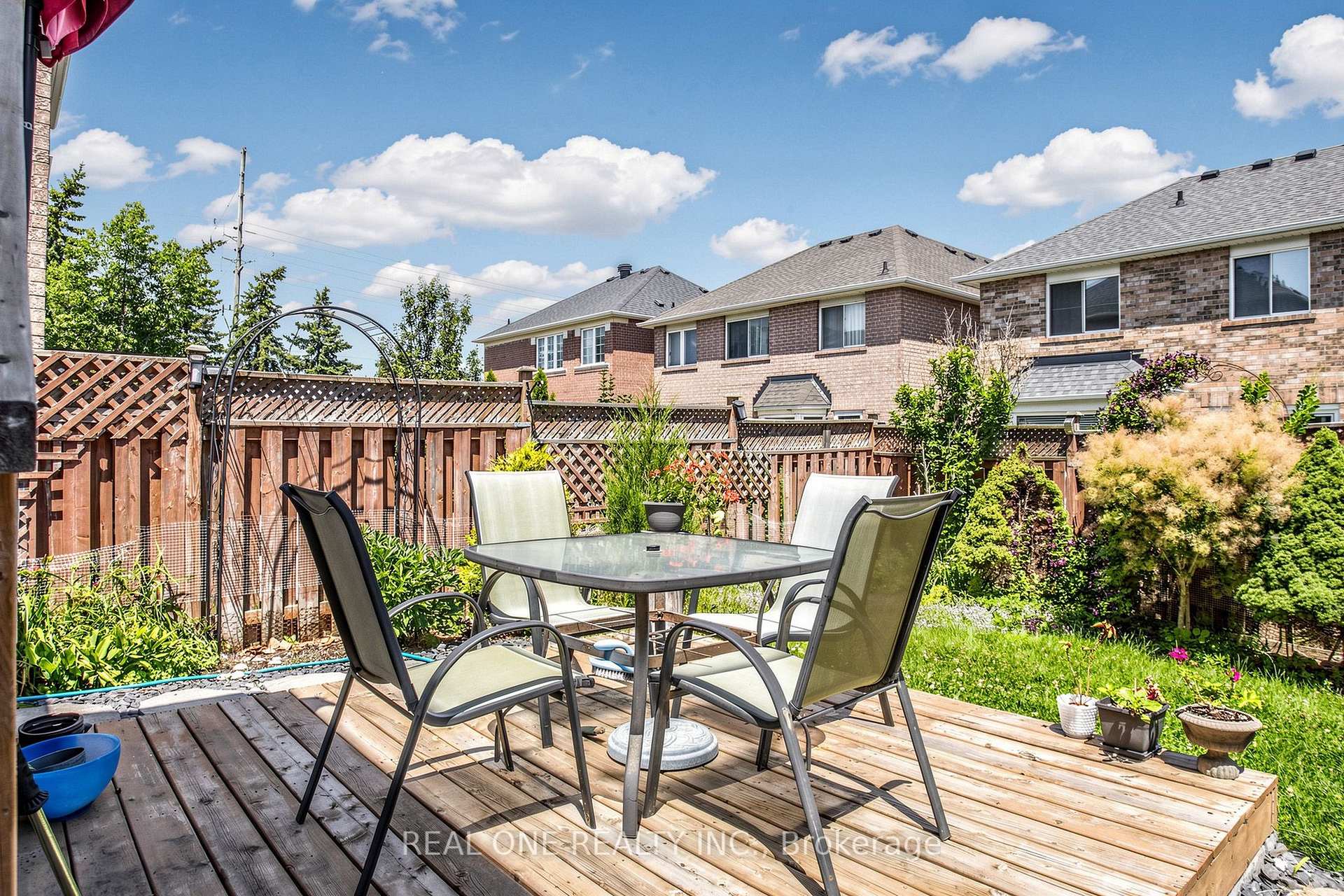 Photo 39 of 74 Trojan Crescent, Markham, Berczy — HOMEH