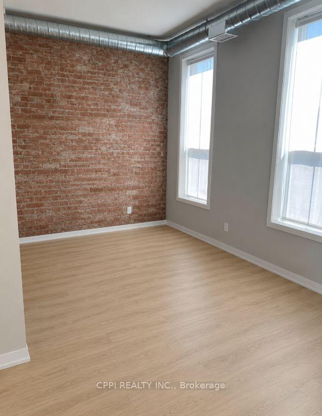 Photo 2 of Unit 209, 140 Simcoe Street, Peterborough, Town Ward 3 — HOMEH