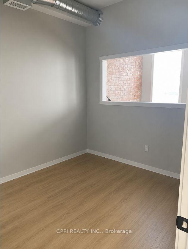 Photo 3 of Unit 209, 140 Simcoe Street, Peterborough, Town Ward 3 — HOMEH