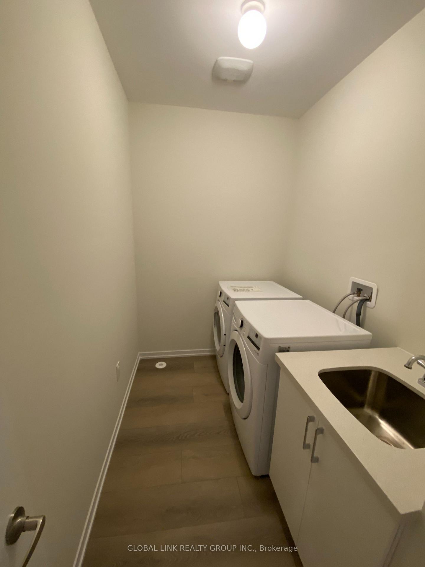 Photo 6 of 1466 19th Avenue S, Richmond Hill, Rural Richmond Hill — HOMEH
