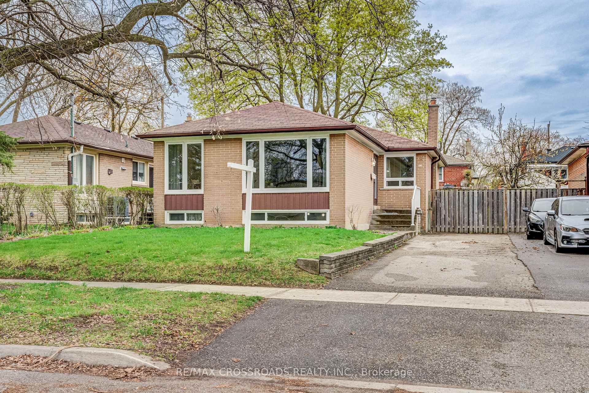 Photo 1 of 30 Murmouth Road, Scarborough, Tam O'Shanter-Sullivan — HOMEH
