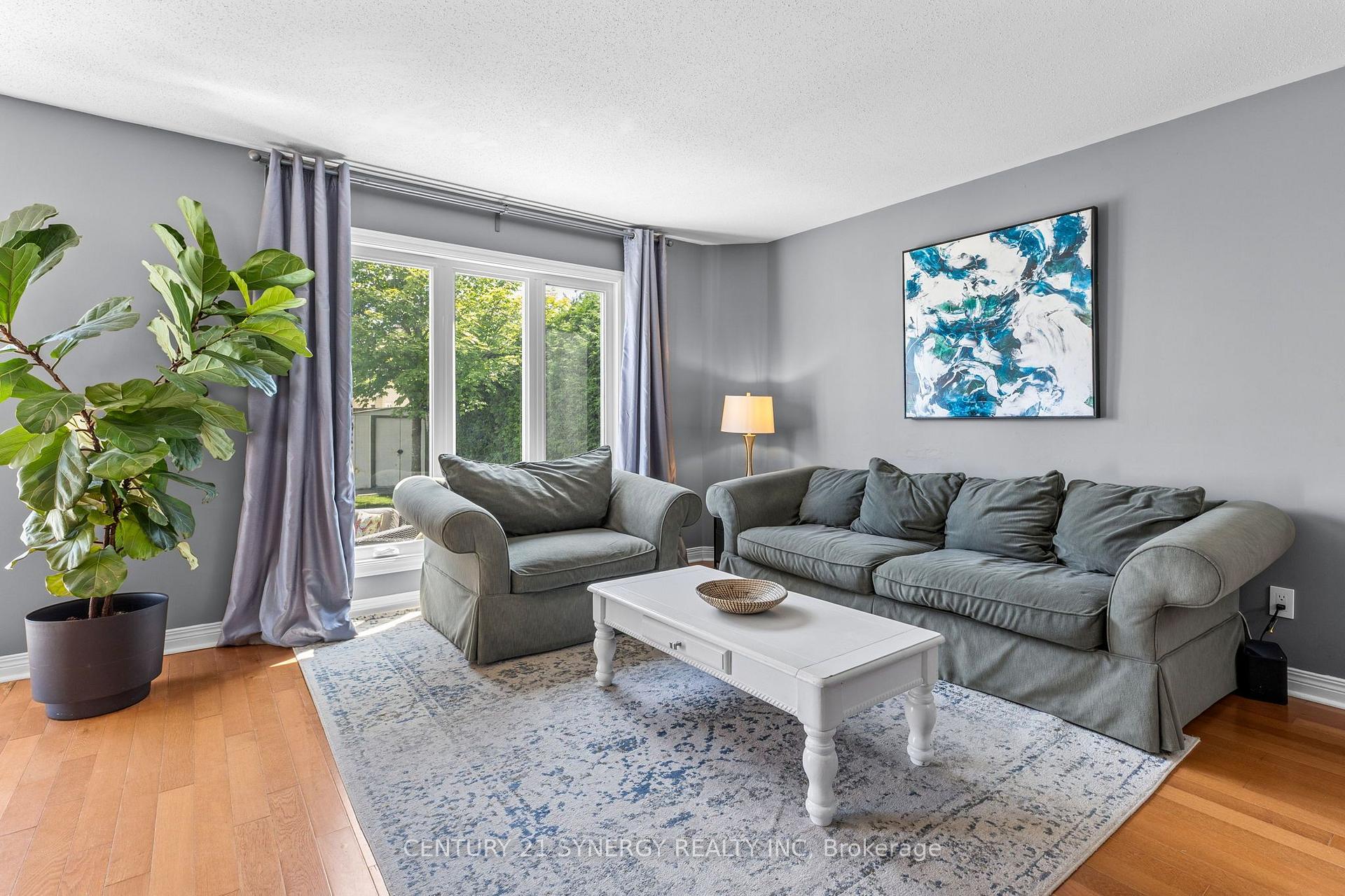 Photo 8 of 596 Deancourt Crescent, Ottawa, Fallingbrook/Ridgemount — HOMEH