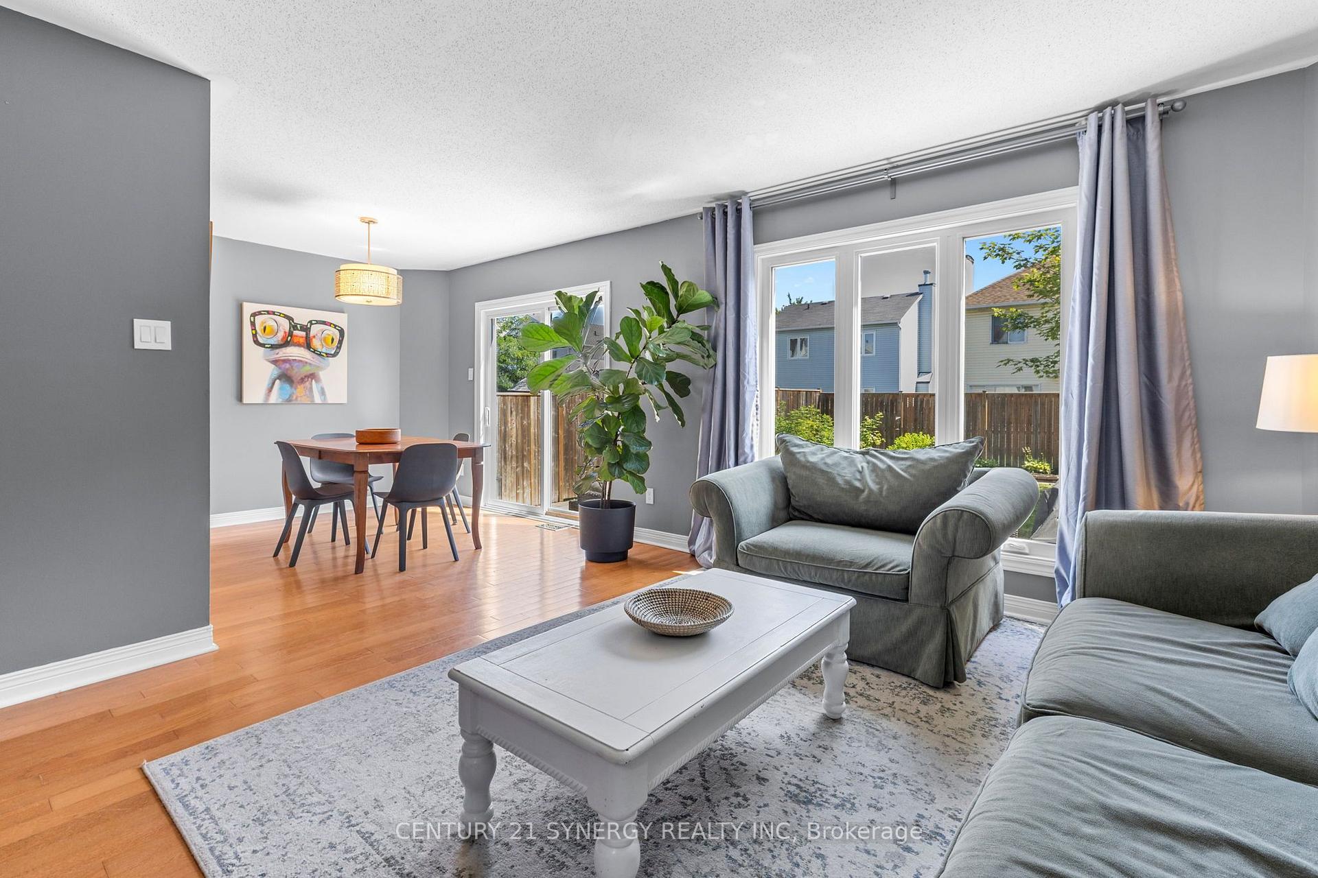 Photo 11 of 596 Deancourt Crescent, Ottawa, Fallingbrook/Ridgemount — HOMEH