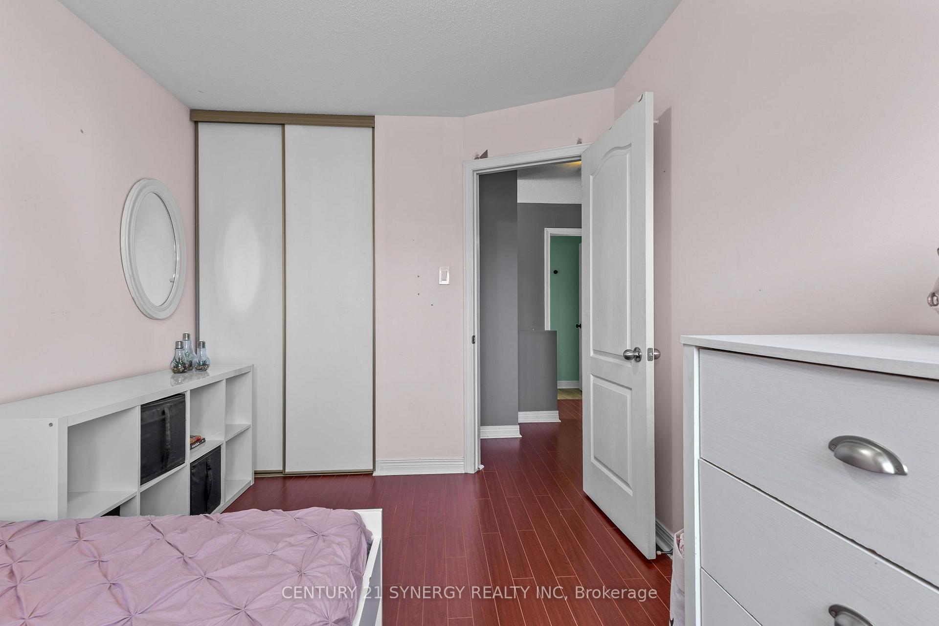 Photo 25 of 596 Deancourt Crescent, Ottawa, Fallingbrook/Ridgemount — HOMEH