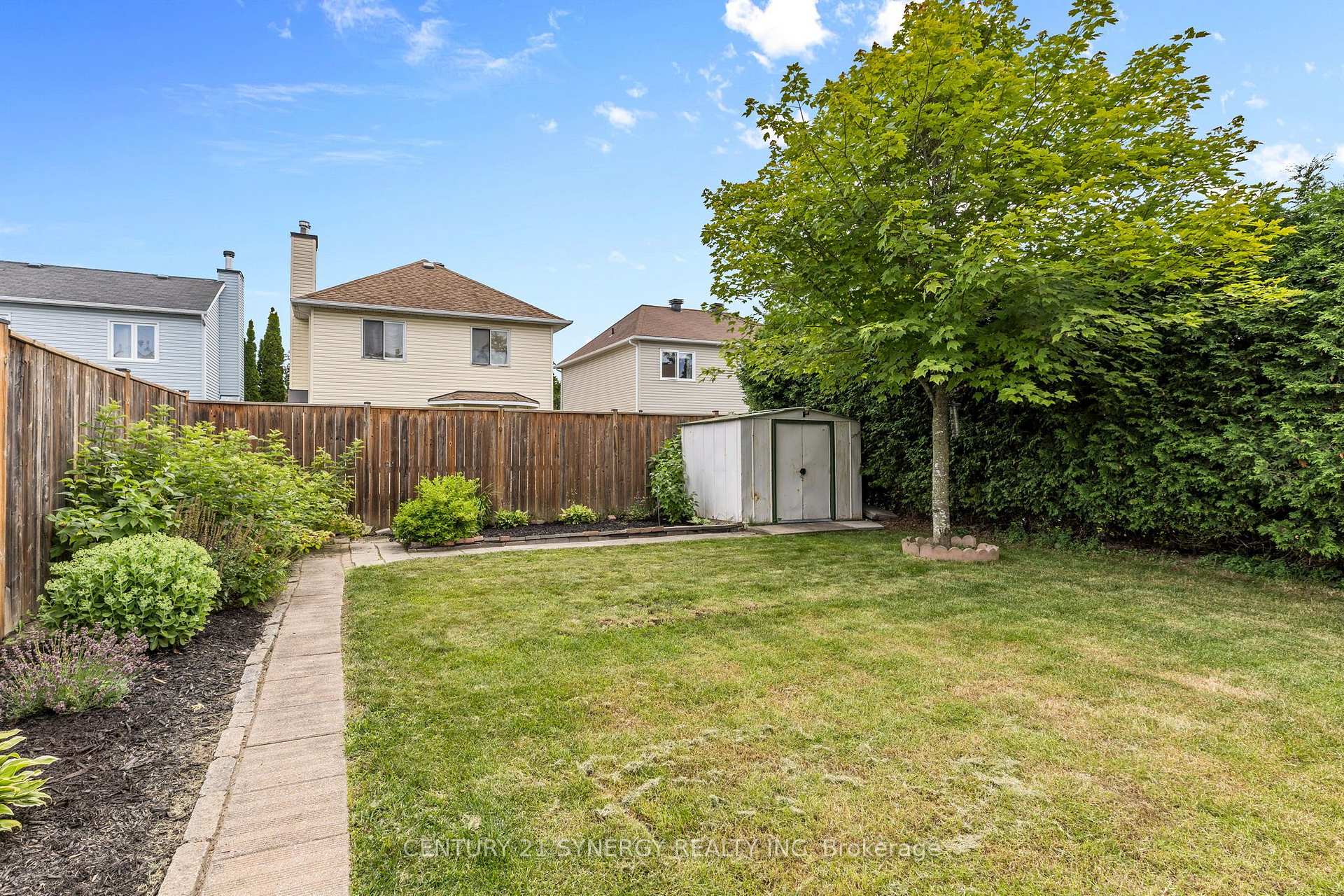 Photo 37 of 596 Deancourt Crescent, Ottawa, Fallingbrook/Ridgemount — HOMEH