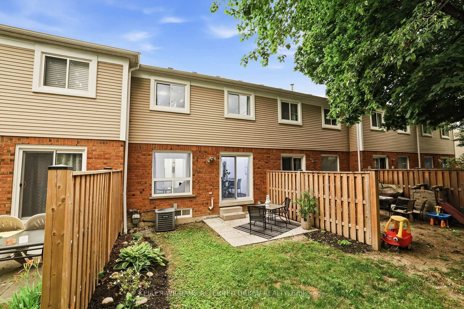 Photo 46 of Unit 25, 10 Bassett Boulevard, Whitby, Pringle Creek — HOMEH