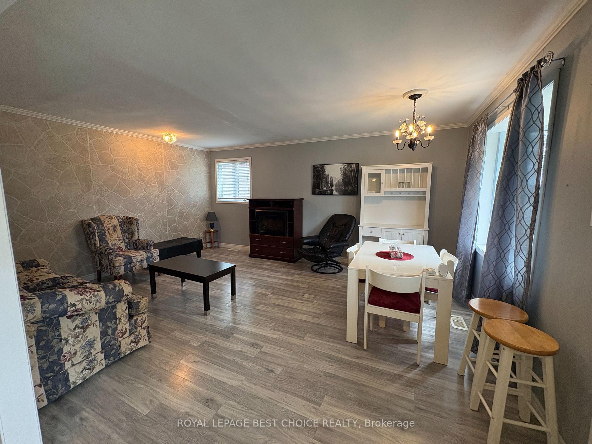 Photo 22 of 106 King Street W, Englehart — HOMEH