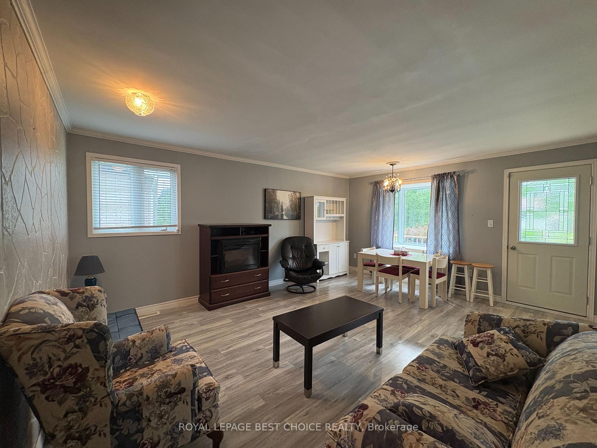Photo 23 of 106 King Street W, Englehart — HOMEH