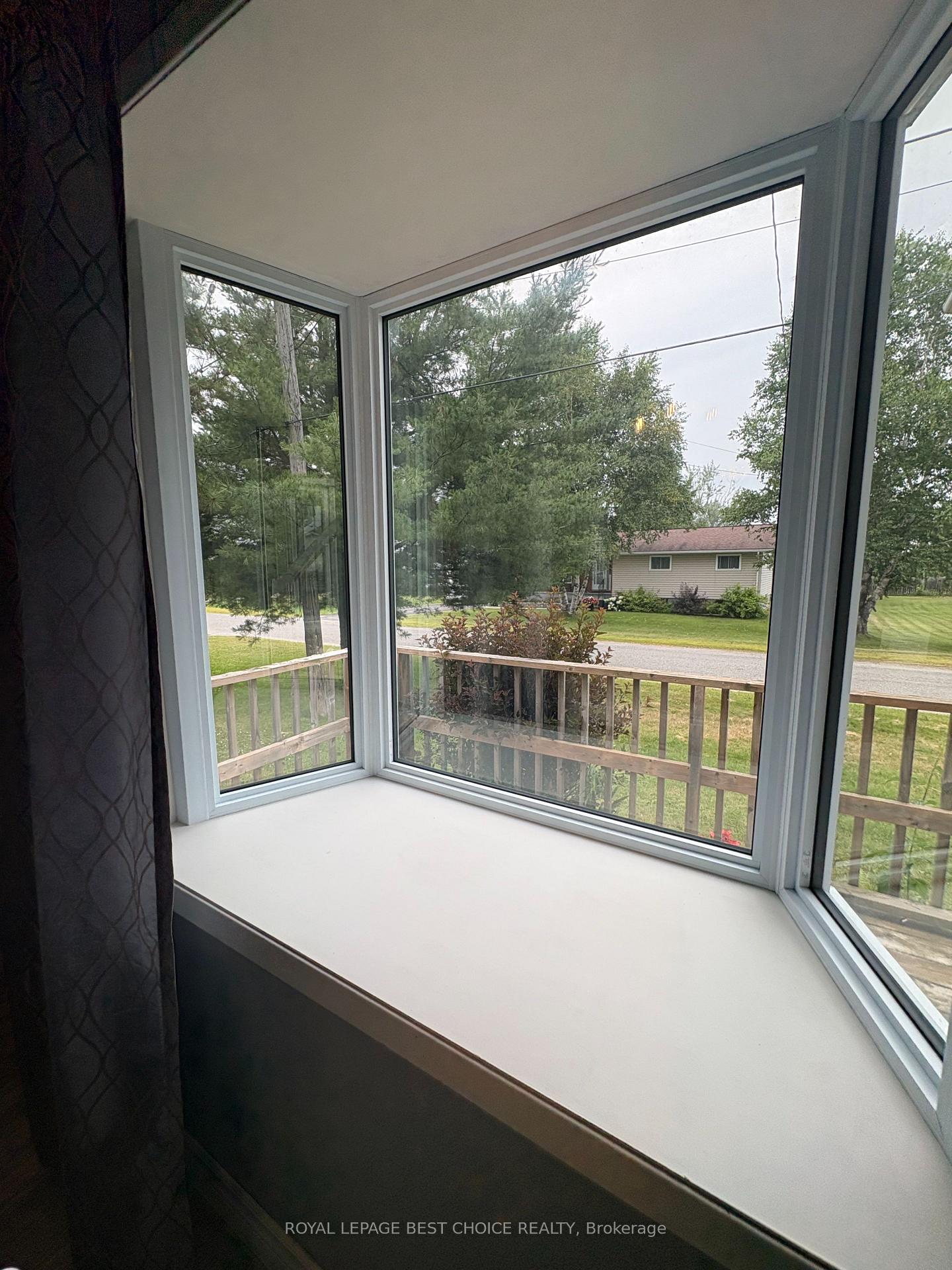 Photo 24 of 106 King Street W, Englehart — HOMEH