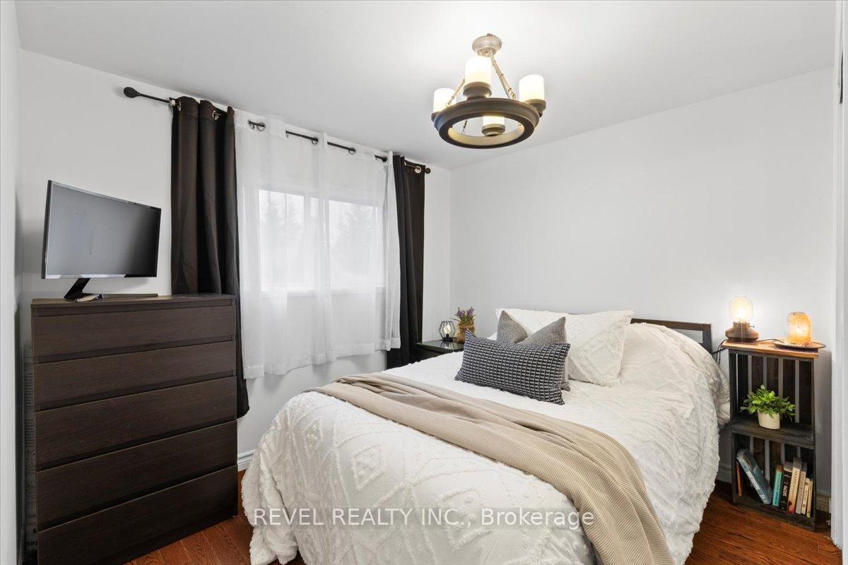 Photo 16 of 180118 Grey Road 9, Southgate — HOMEH