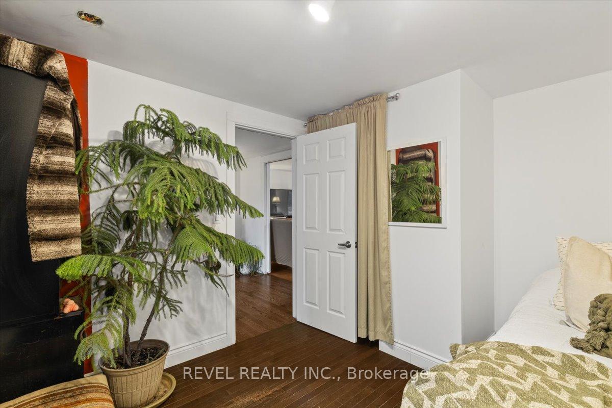 Photo 19 of 180118 Grey Road 9, Southgate — HOMEH