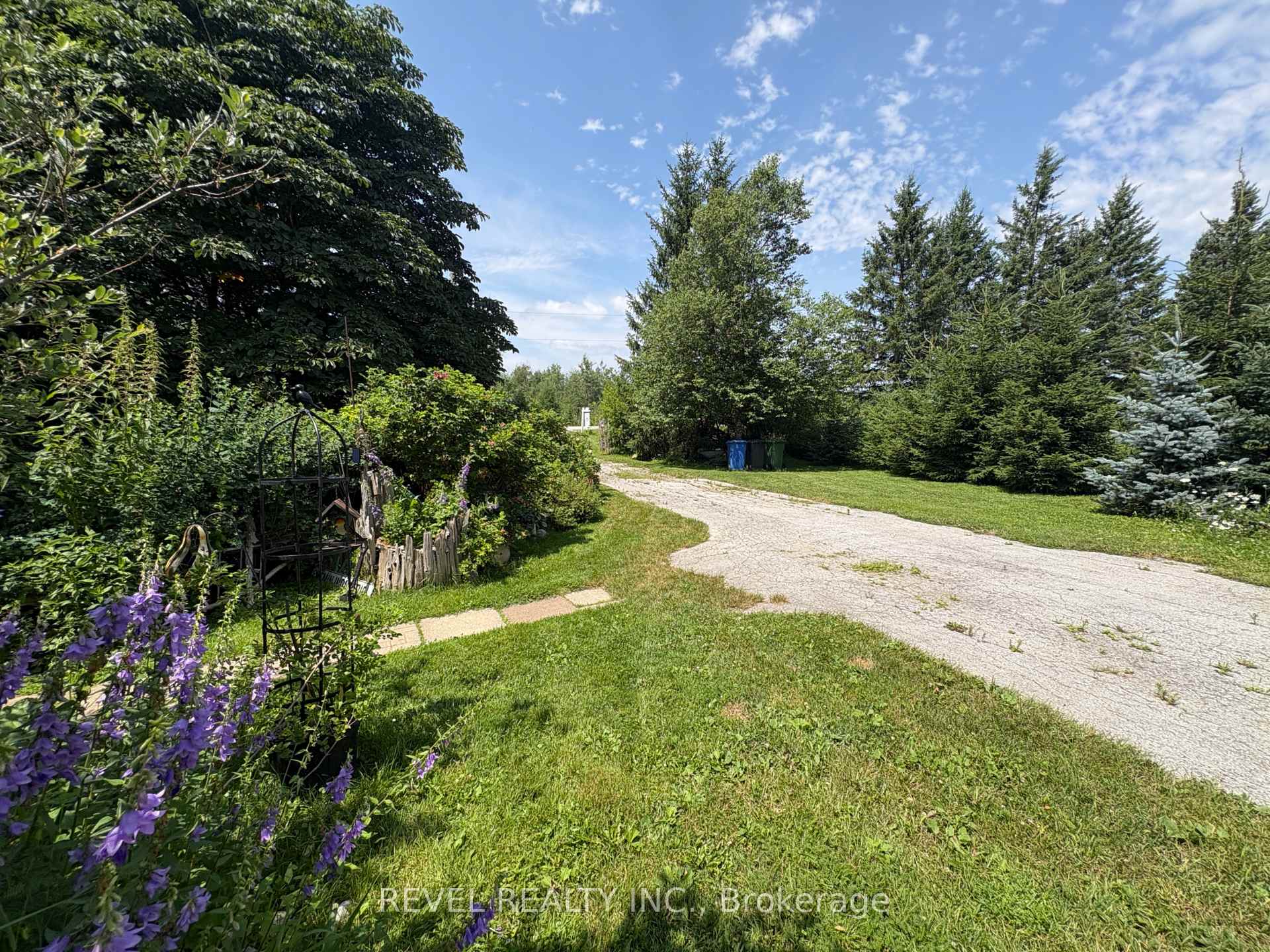 Photo 33 of 180118 Grey Road 9, Southgate — HOMEH
