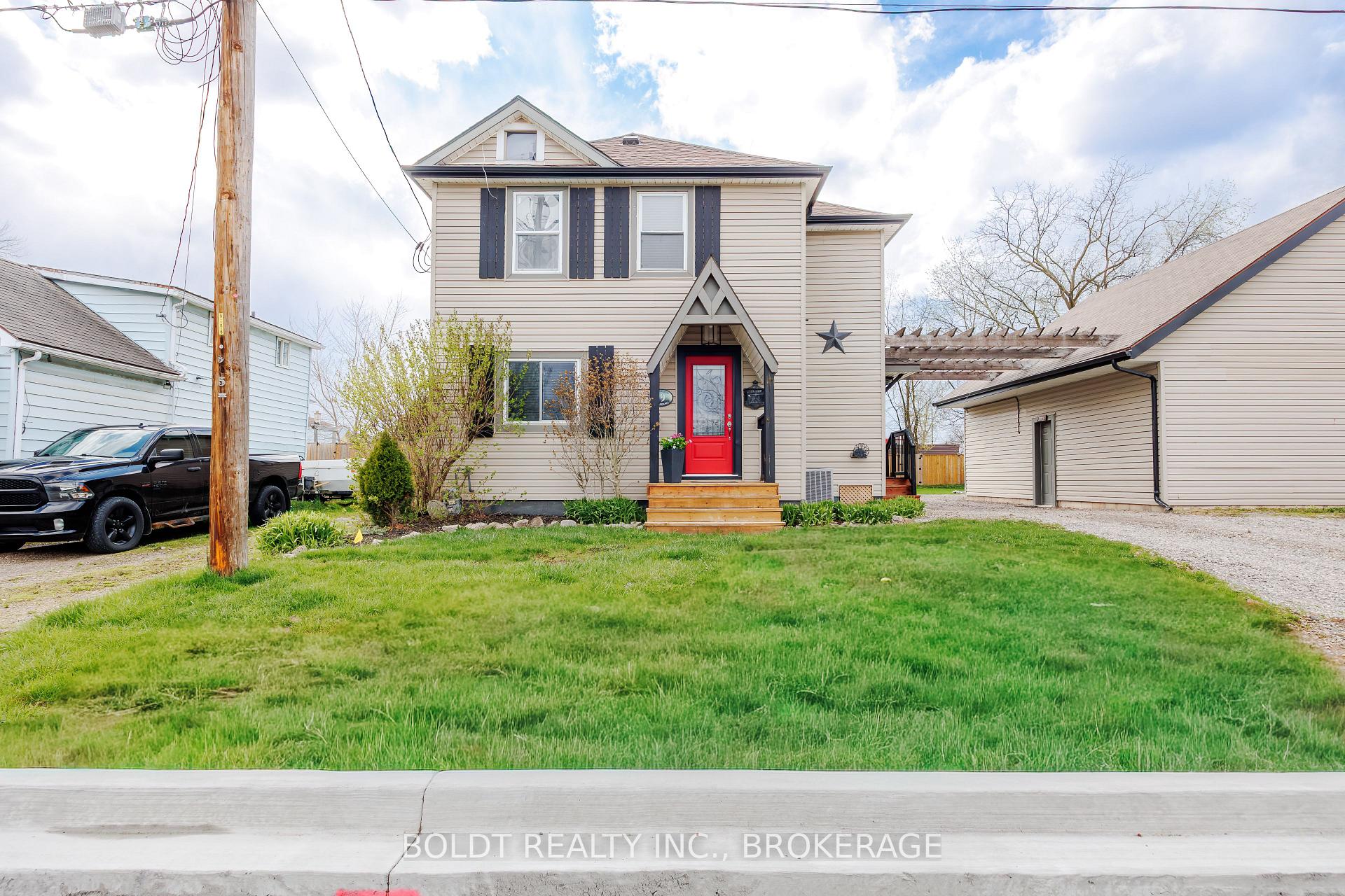 Photo 1 of 19 Patricia Avenue, Welland, N. Welland — HOMEH