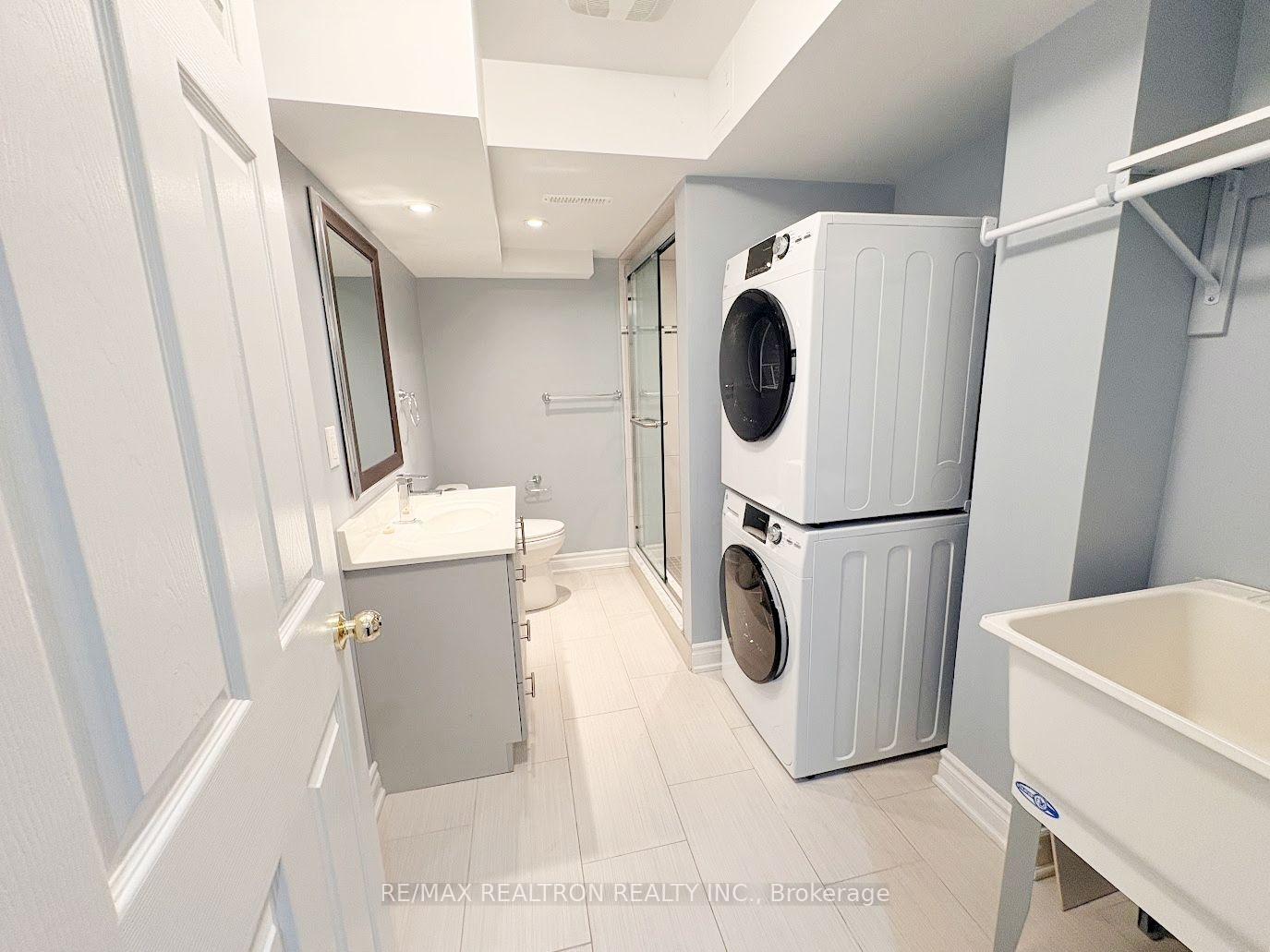 Photo 20 of 329 Bur Oak Avenue, Markham, Berczy — HOMEH