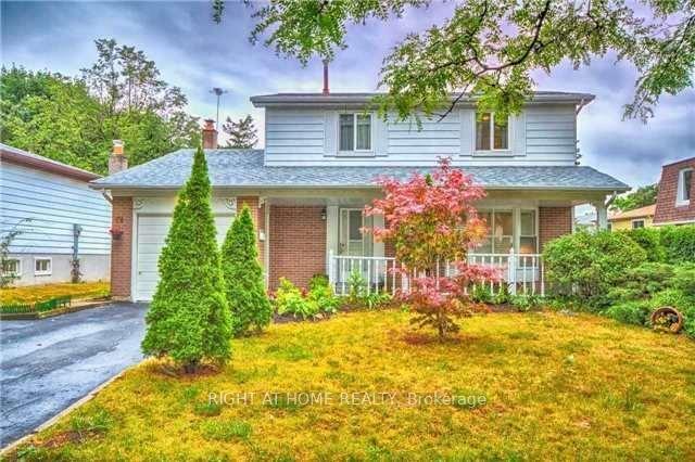 Front of 54 Penwick Crescent