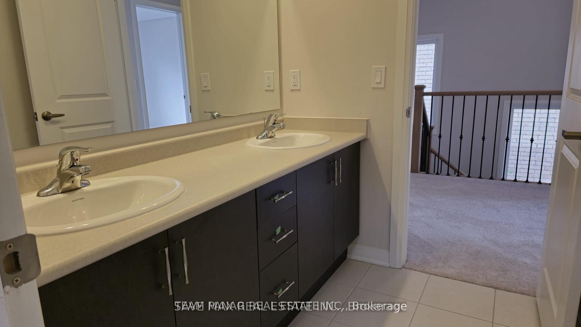 Photo 19 of 14 Thomas Gemmell Road, North Dumfries, Ayr — HOMEH