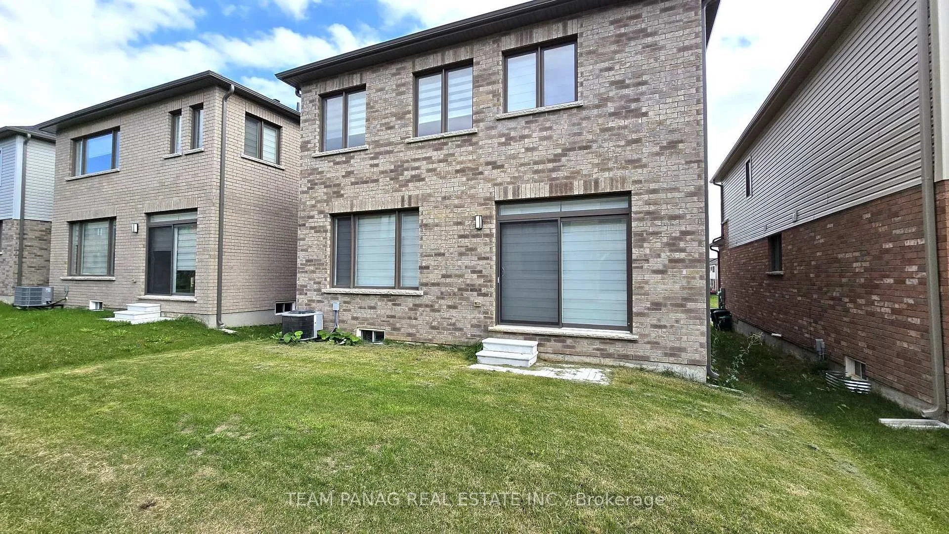Photo 27 of 14 Thomas Gemmell Road, North Dumfries, Ayr — HOMEH