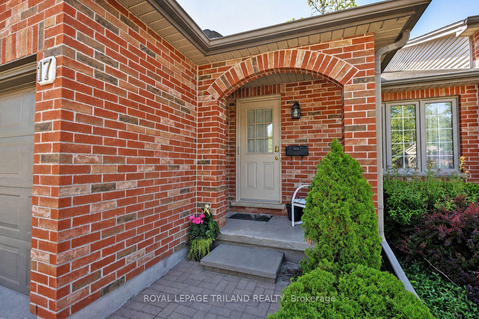 Photo 3 of Unit 17, 1100 Byron Baseline Road, London, South K — HOMEH