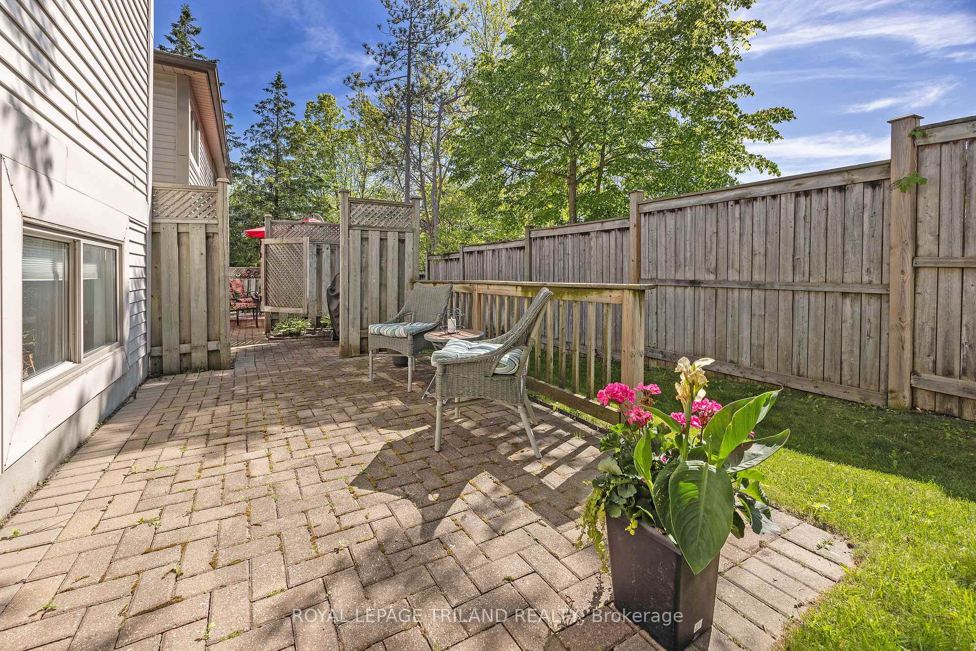 Photo 32 of Unit 17, 1100 Byron Baseline Road, London, South K — HOMEH