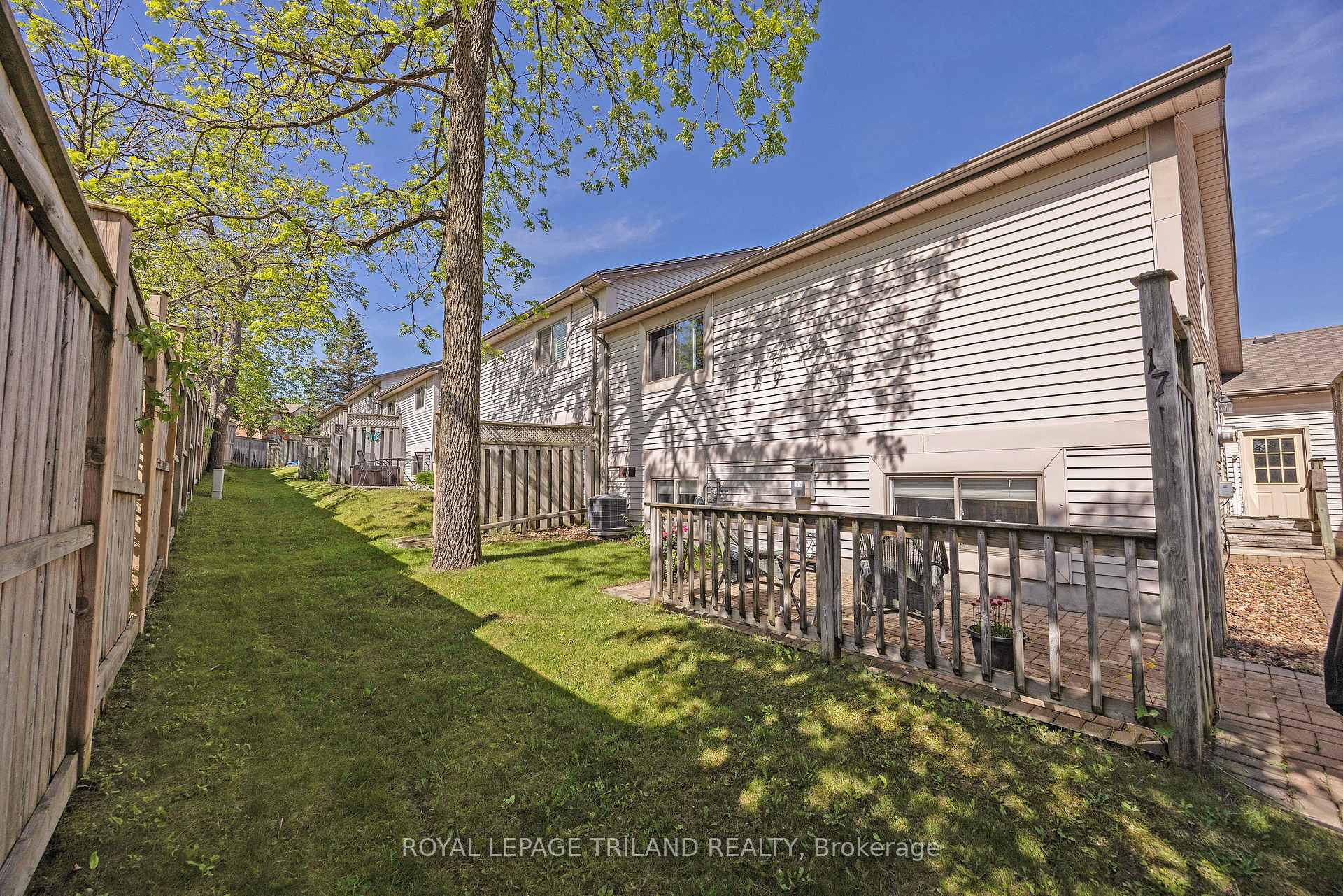 Photo 34 of Unit 17, 1100 Byron Baseline Road, London, South K — HOMEH
