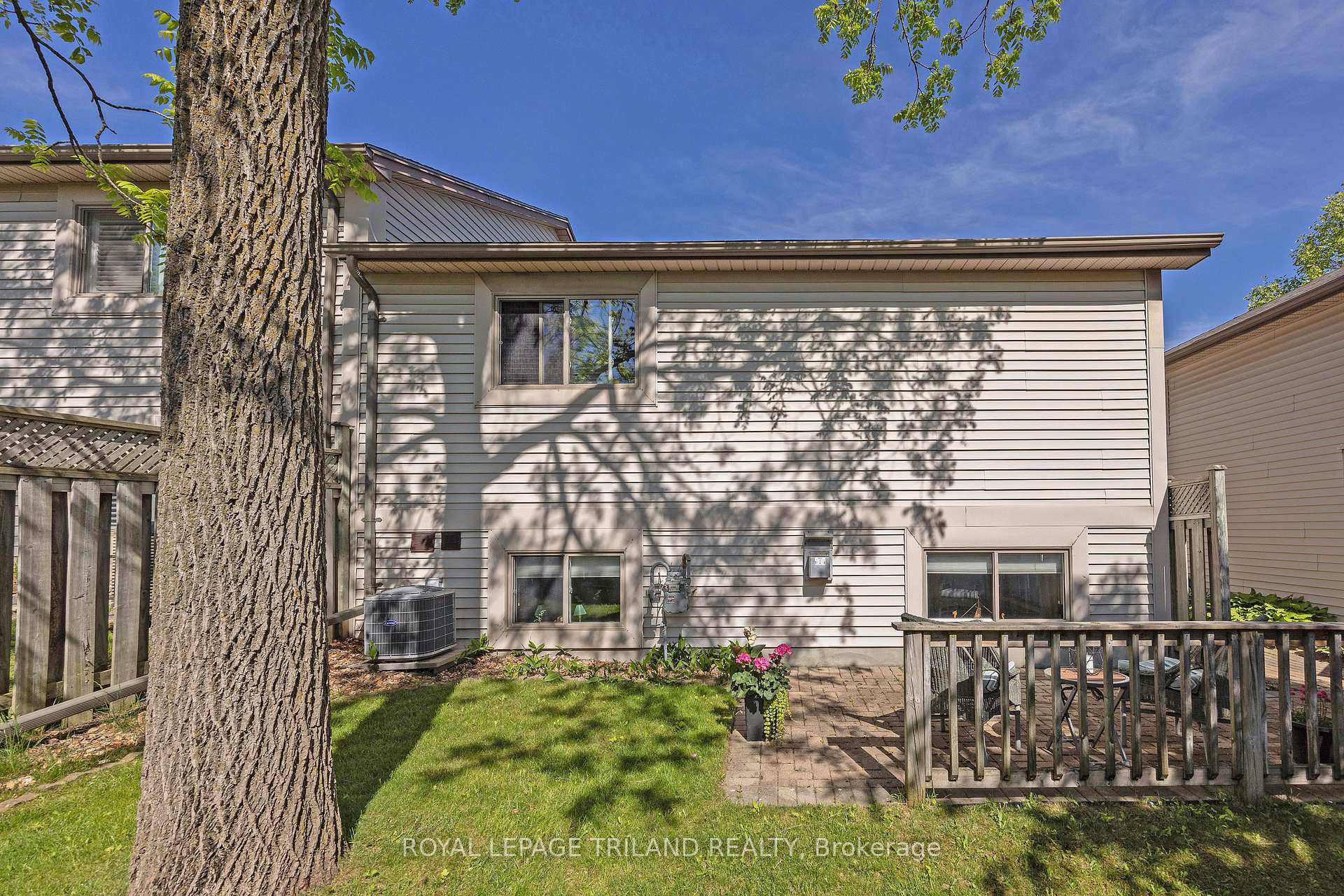 Photo 35 of Unit 17, 1100 Byron Baseline Road, London, South K — HOMEH