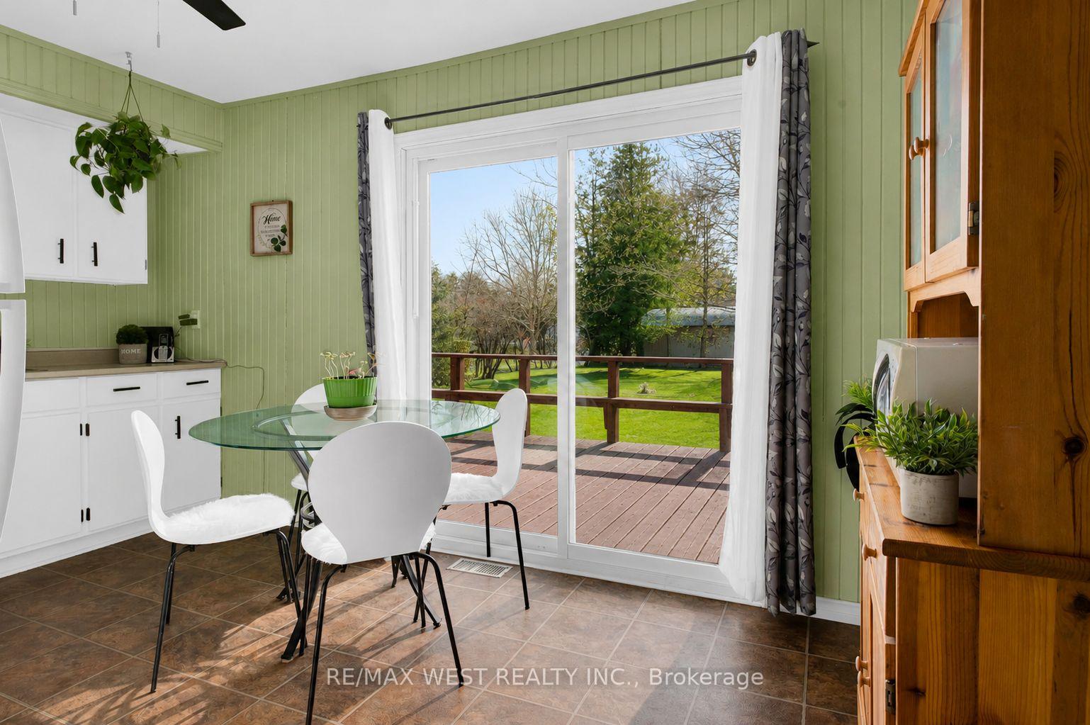 Photo 4 of 15 Millwood Road, Erin — HOMEH