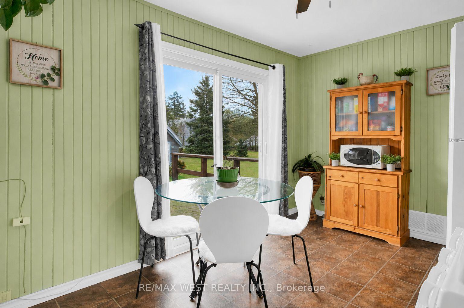 Photo 6 of 15 Millwood Road, Erin — HOMEH