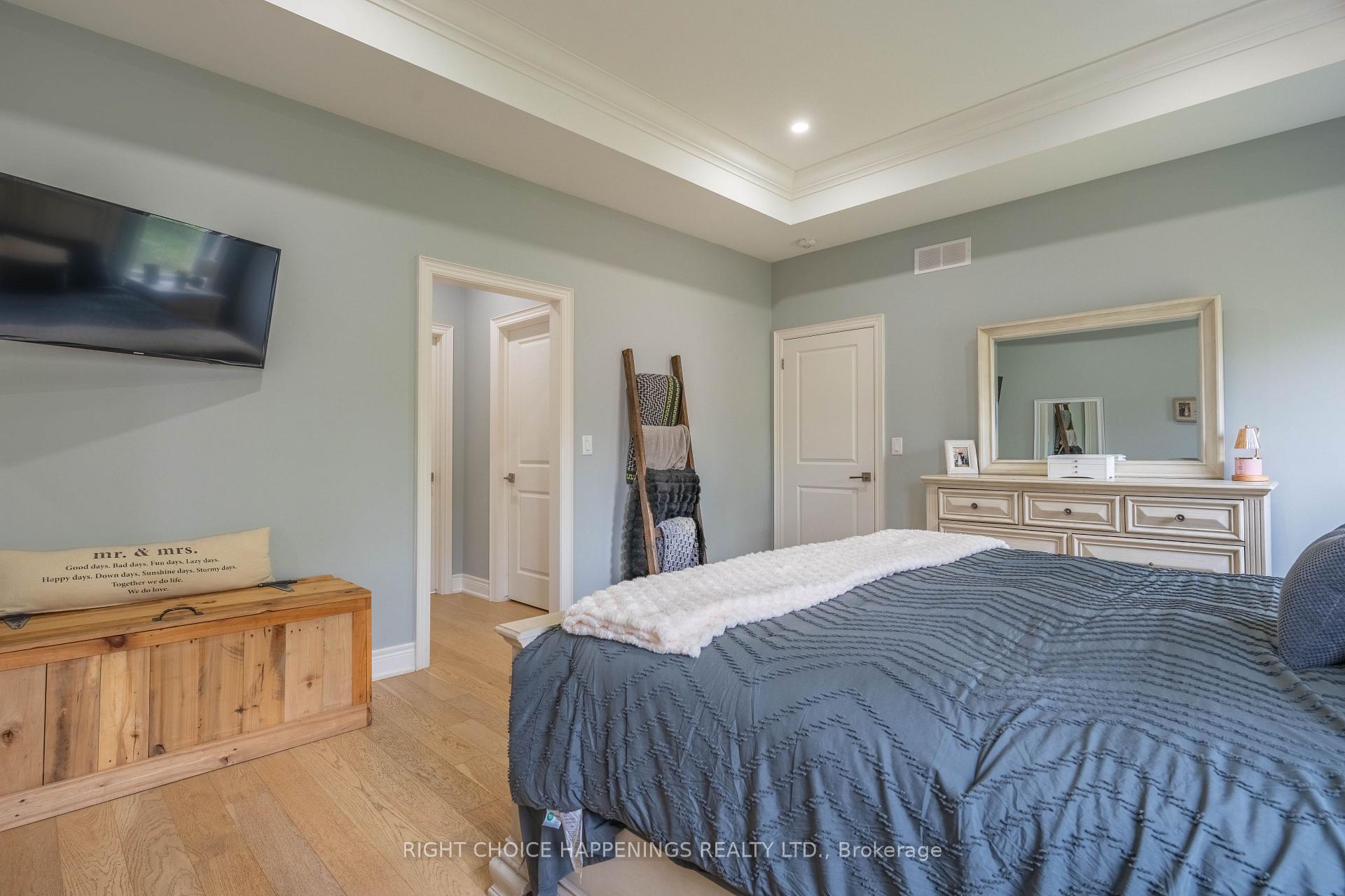 Photo 11 of 28 Harvard Court, Welland, Dain City — HOMEH